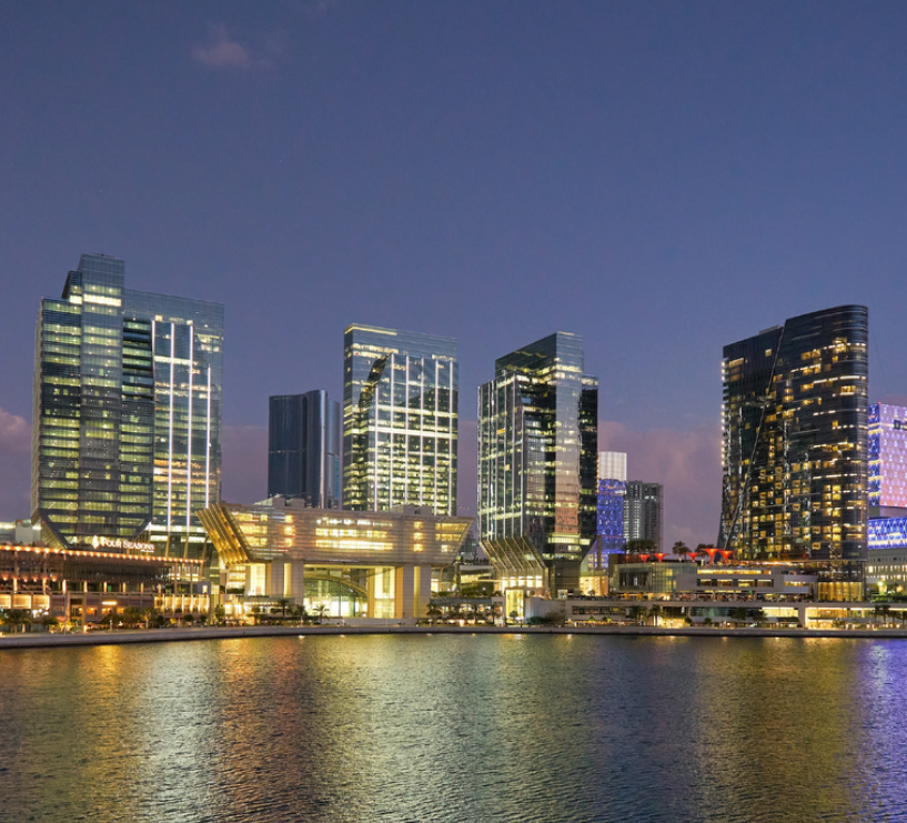 دائرة التنمية الاقتصادية - أبوظبي تتيح للمنشآت الاقتصادية المسجَّلة في الإمارات الأخرى توسيع أعمالها في أبوظبي مع إعفائها من شرط توفير مقر لمدة عام 1 دائرة التنمية الاقتصادية - أبوظبي تتيح للمنشآت الاقتصادية المسجَّلة في الإمارات الأخرى توسيع أعمالها في أبوظبي مع إعفائها من شرط توفير مقر لمدة عام
