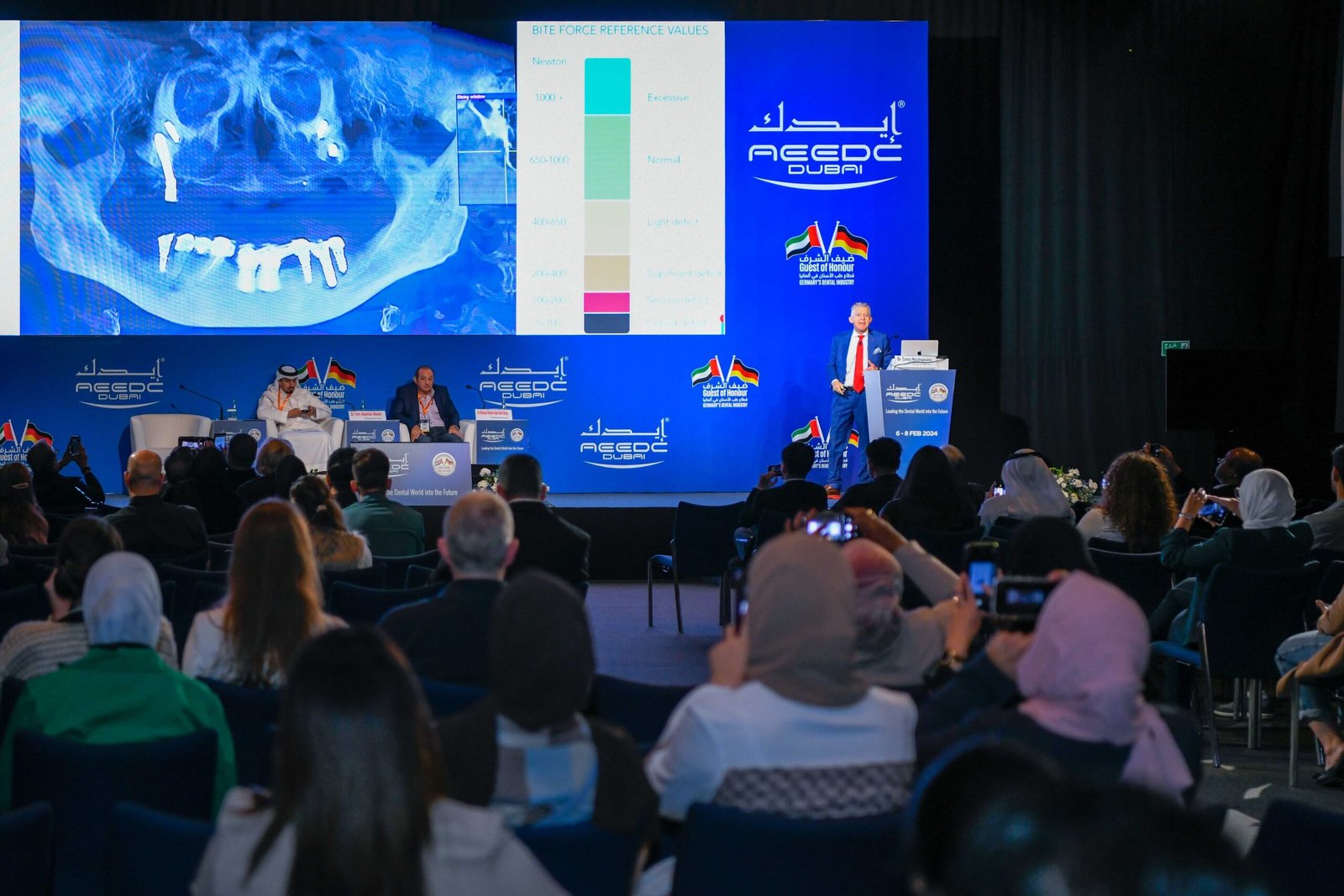 "إيدك دبي 2025" ينطلق غداً بحضور 66 ألف زائر ومشارك 1 "إيدك دبي 2025" ينطلق غداً بحضور 66 ألف زائر ومشارك