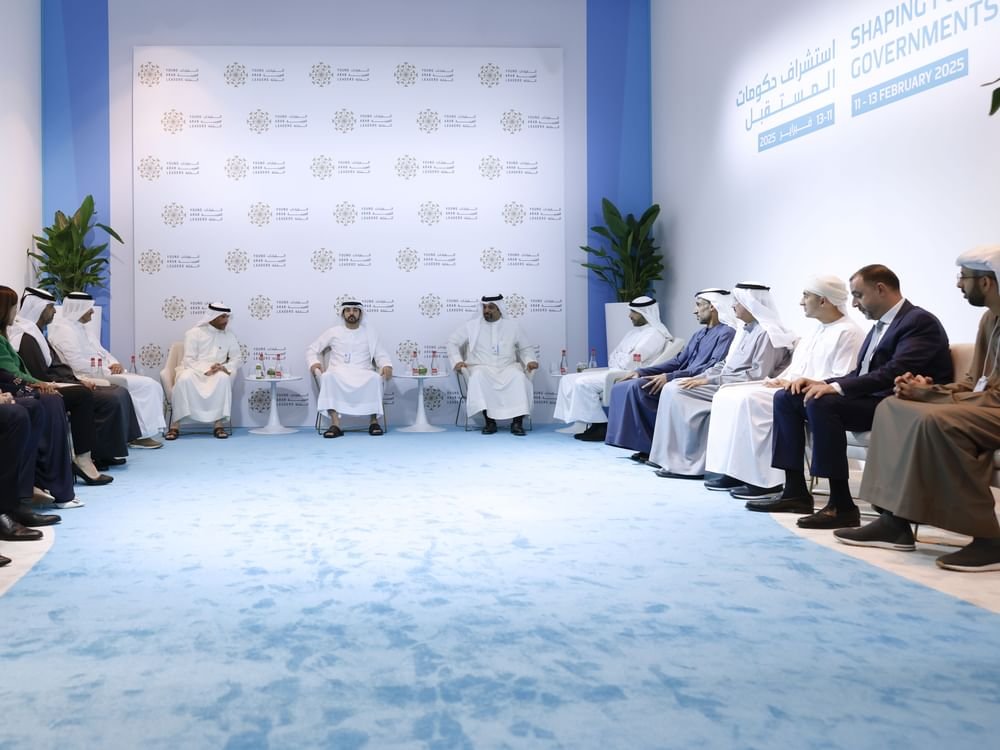 حمدان بن محمد يشهد أعمال "منتدى القيادات العربية الشابة".. ويؤكد: الطاقات الشابة العربية كثيرة وجديرة بالثقة والمسؤولية 1 حمدان بن محمد يشهد أعمال "منتدى القيادات العربية الشابة".. ويؤكد: الطاقات الشابة العربية كثيرة وجديرة بالثقة والمسؤولية