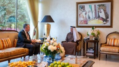 سعود بن صقر يستقبل الرئيس التنفيذي لمجموعة "أكور"