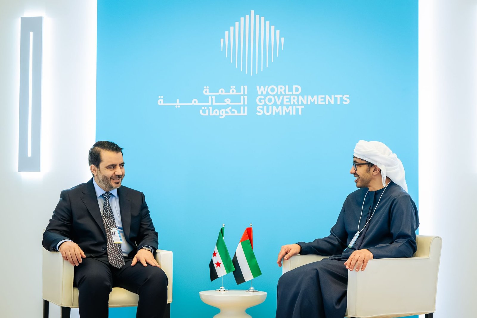 عبدالله بن زايد يستقبل أسعد الشيباني على هامش أعمال القمة العالمية للحكومات 1 عبدالله بن زايد يستقبل أسعد الشيباني على هامش أعمال القمة العالمية للحكومات