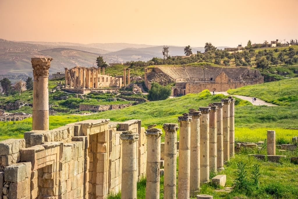 الأردن يستقطب أكثر من 1.32 مليون زائر خليجي في 2024 1 الأردن يستقطب أكثر من 1.32 مليون زائر خليجي في 2024