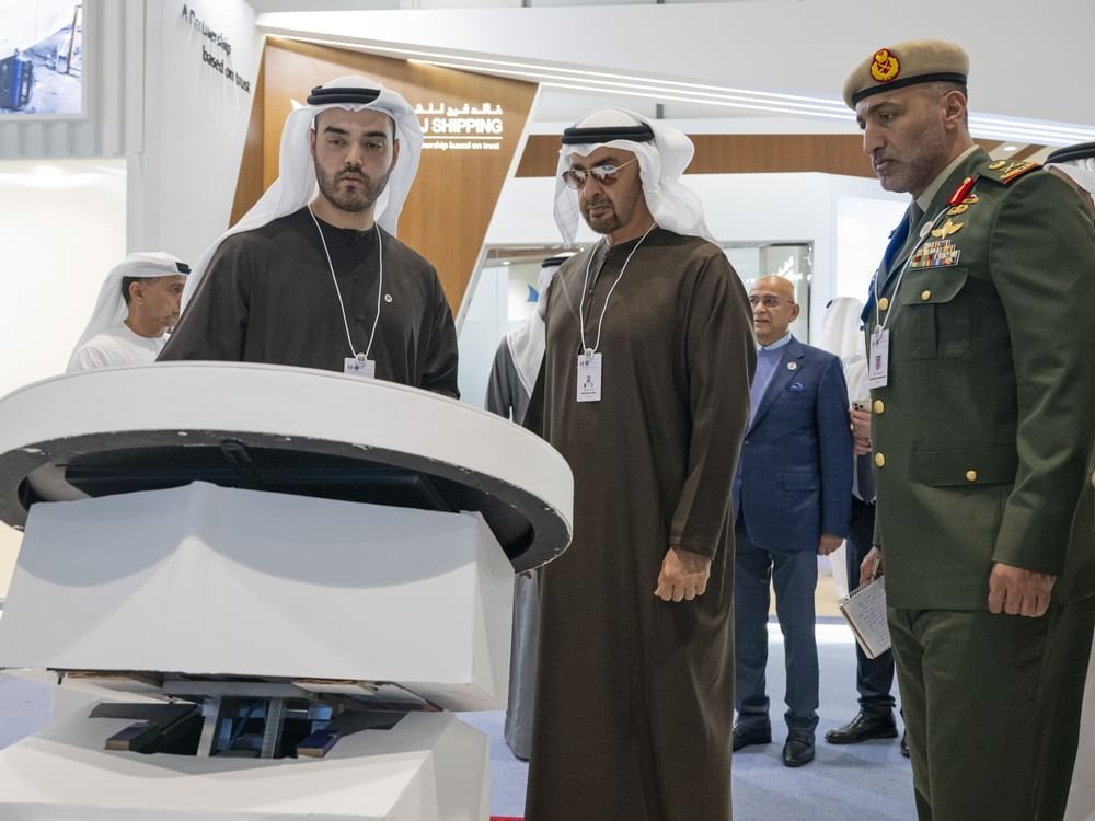 رئيس الدولة يشهد جانبا من فعاليات "نافدكس" 1 رئيس الدولة يشهد جانبا من فعاليات "نافدكس"