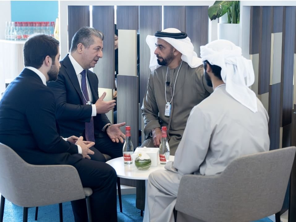 سيف بن زايد يلتقي رئيس حكومة إقليم كردستان العراق على هامش القمة العالمية للحكومات 1 سيف بن زايد يلتقي رئيس حكومة إقليم كردستان العراق على هامش القمة العالمية للحكومات