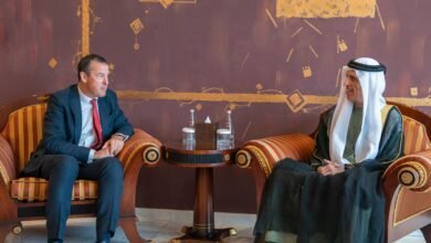 سعود بن صقر يستقبل سفير المملكة المتحدة