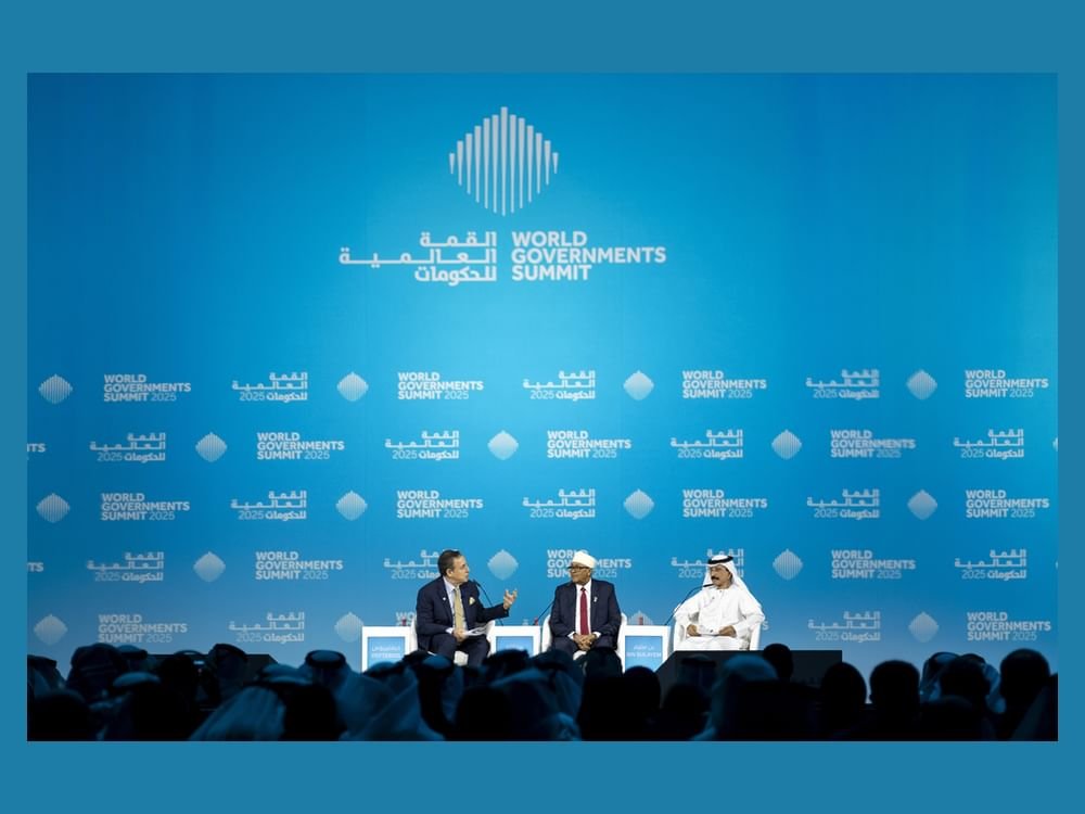 رئيس أرض الصومال وسلطان بن سليم يناقشان دور الاستثمارات الإستراتيجية في تغيير المشهد الاقتصادي 1 رئيس أرض الصومال وسلطان بن سليم يناقشان دور الاستثمارات الإستراتيجية في تغيير المشهد الاقتصادي