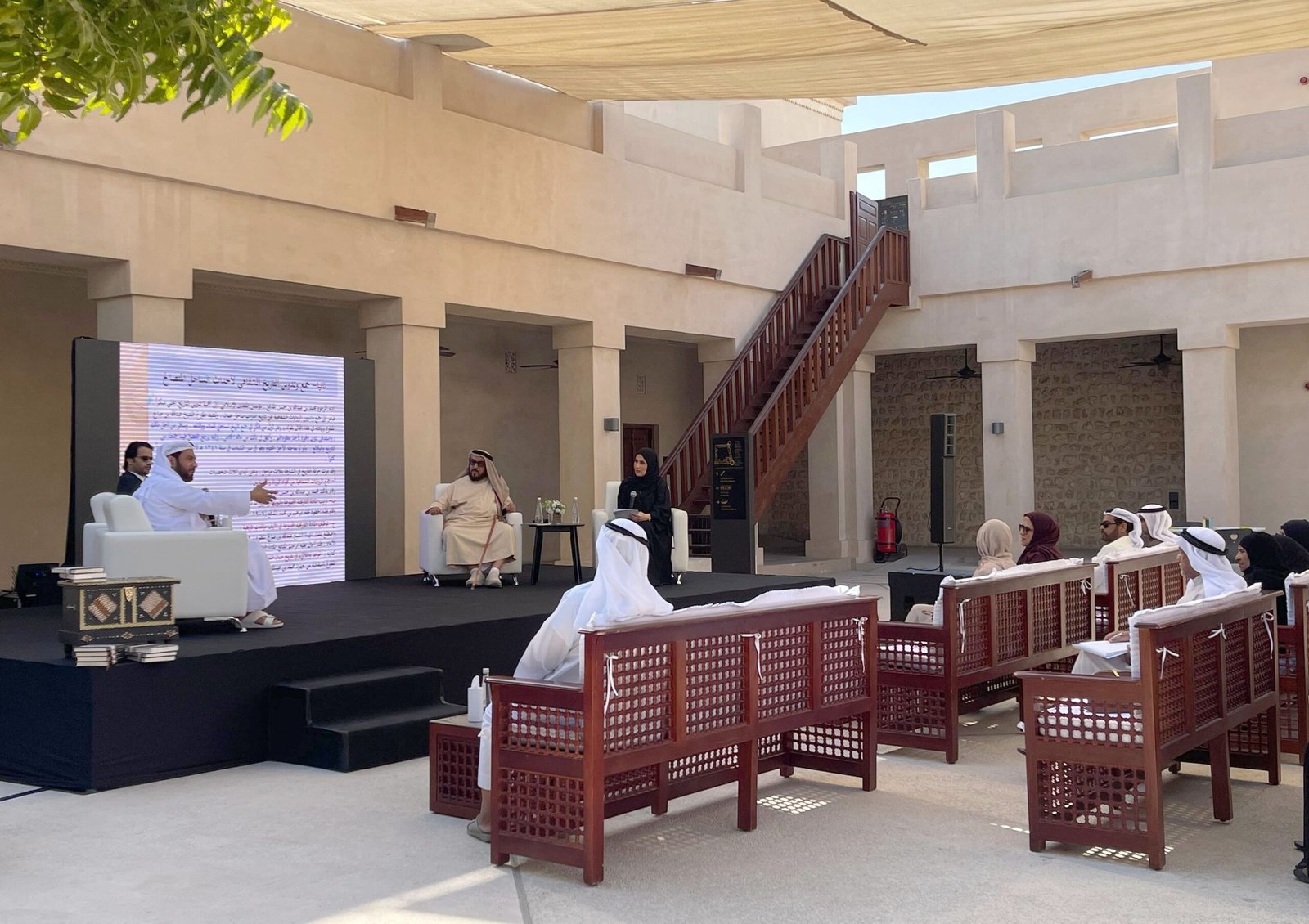 هيئة المتاحف تحتفي بمئوية مكتبة الشارقة العامة 1 هيئة المتاحف تحتفي بمئوية مكتبة الشارقة العامة
