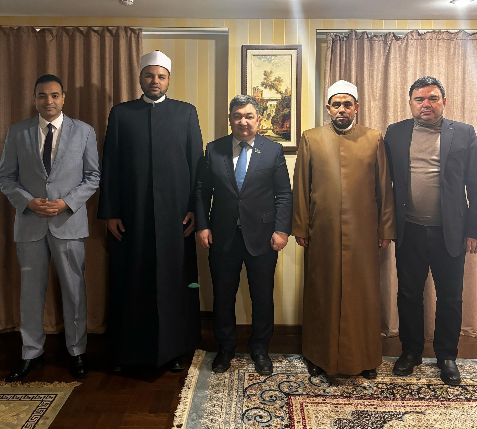 "حكماء المسلمين".. دبلوماسية دينية تنشر الوسطية والتسامح والتعايش خلال رمضان 1 "حكماء المسلمين".. دبلوماسية دينية تنشر الوسطية والتسامح والتعايش خلال رمضان
