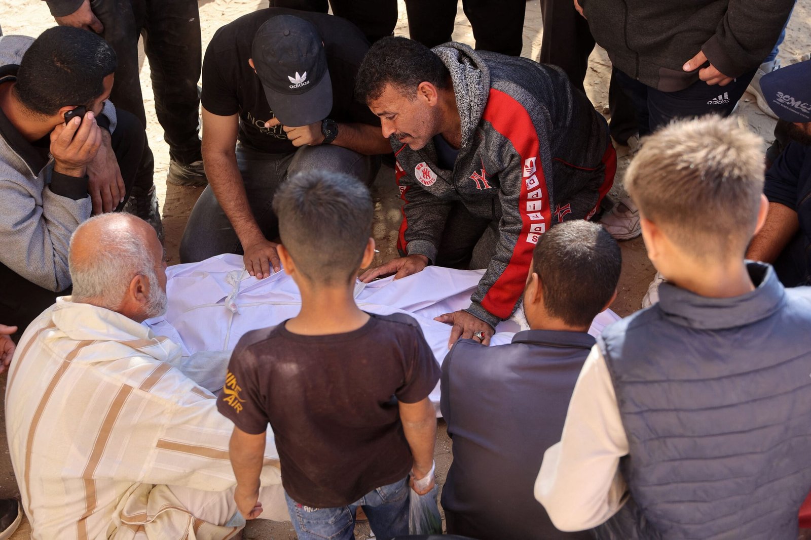 مسيرة إسرائيلية تستهدف مركبة شمال قطاع غزة 1 مسيرة إسرائيلية تستهدف مركبة شمال قطاع غزة