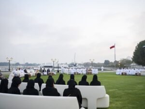 منصور بن زايد يشارك العلماء ضيوف رئيس الدولة وموظفي عدد من الجهات الحكومية في أبوظبي مأدبة الإفطار الرمضاني