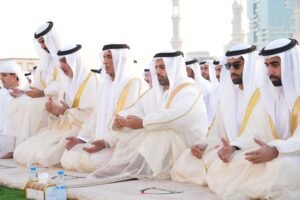 حاكم رأس الخيمة يؤدي صلاة عيد الفطر بمصلى العيد الكبير في خزام