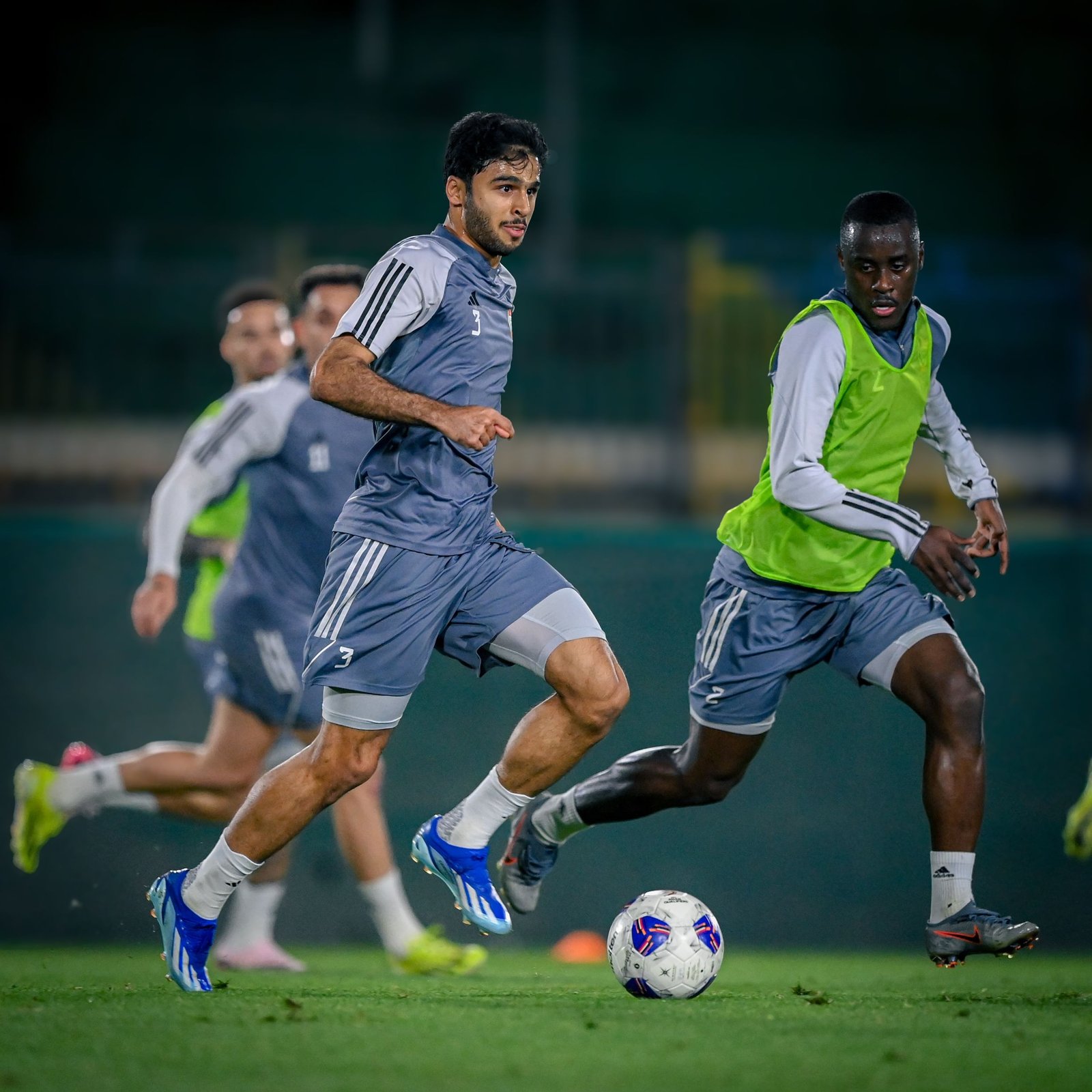 منتخبنا الوطني يلتقي نظيره الكوري الشمالي غداً في تصفيات كأس العالم 1 منتخبنا الوطني يلتقي نظيره الكوري الشمالي غداً في تصفيات كأس العالم