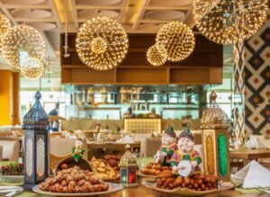 فندق "رويال إم أبوظبي" يطلق بوفيه الإفطار والسحور طيلة شهر رمضان وسط أجواء شرقية ساحرة