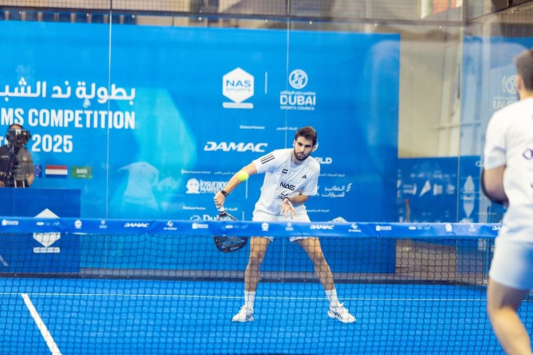فريق الإمارات يتأهل لنصف نهائي البادل في "ند الشبا الرياضية" 1 فريق الإمارات يتأهل لنصف نهائي البادل في "ند الشبا الرياضية"