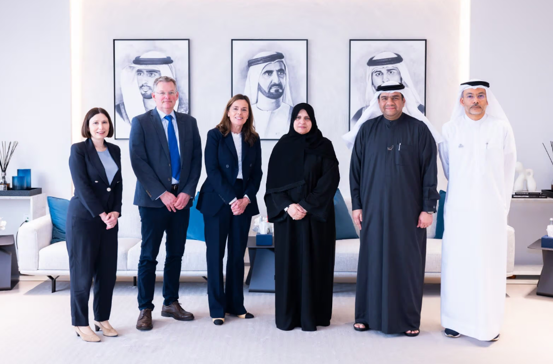 "دبي الصحية" تستضيف وفداً من مستشفى رويال مارسدن لتعزيز سبل التعاون في علاج السرطان 1 "دبي الصحية" تستضيف وفداً من مستشفى رويال مارسدن لتعزيز سبل التعاون في علاج السرطان