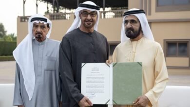 رئيس الدولة يشيد بمبادرات محمد بن راشد وجهوده في تعزيز نهضة الوطن