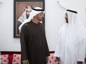رئيس الدولة يعزي في وفاة والدة ناصر النعيمي
