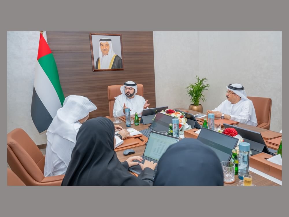 محمد الشرقي يترأس اجتماع مجلس إدارة "الفجيرة لتنمية المناطق" 1 محمد الشرقي يترأس اجتماع مجلس إدارة "الفجيرة لتنمية المناطق"