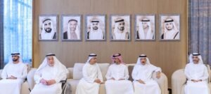 عمار بن حميد يقدم واجب العزاء في وفاة راشد بن علي الشعفار