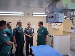 المستشفى الإماراتي العائم في العريش يستقبل الدفعة الثالثة من الطاقم الطبي الإندونيسي ضمن عملية "الفارس الشهم 3" 2 المستشفى الإماراتي العائم في العريش يستقبل الدفعة الثالثة من الطاقم الطبي الإندونيسي ضمن عملية "الفارس الشهم 3"