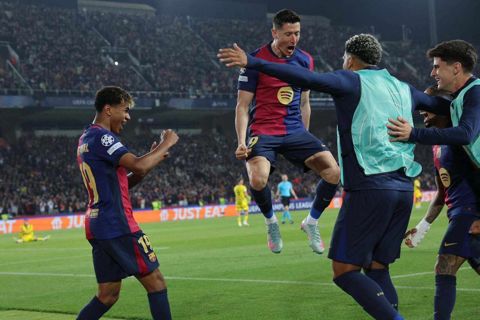 دوري أبطال أوروبا.. أفضلية لأصحاب الأرض في ذهاب ربع النهائي 1 دوري أبطال أوروبا.. أفضلية لأصحاب الأرض في ذهاب ربع النهائي