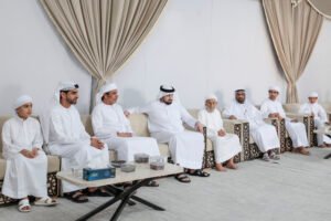 أحمد بن محمد يقدّم واجب العزاء في وفاة مبارك سعيد مرخان