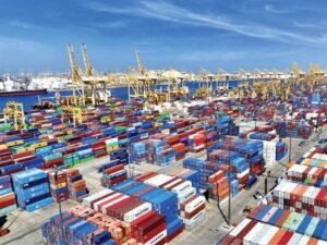نمواً كبيراً.. 5.23 تريليون درهم إجمالي تجارة الإمارات مع العالم في 2024 مقارنة بـ 3.5 تريليون درهم في 2021