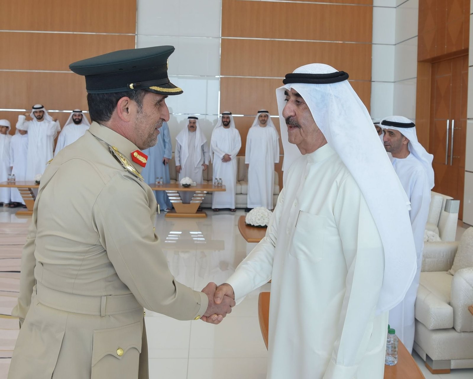 حاكم أم القيوين يتقبل تعازي قائد شرطة دبي في وفاة الشيخة حصة بنت حميد الشامسي 1 حاكم أم القيوين يتقبل تعازي قائد شرطة دبي في وفاة الشيخة حصة بنت حميد الشامسي