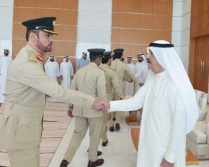 حاكم أم القيوين يتقبل تعازي قائد شرطة دبي في وفاة الشيخة حصة بنت حميد الشامسي