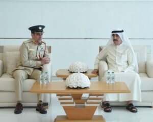 حاكم أم القيوين يتقبل تعازي قائد شرطة دبي في وفاة الشيخة حصة بنت حميد الشامسي