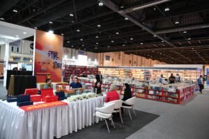 "أبوظبي للكتاب".. منصة لاستشراف مستقبل قطاع النشر والاحتفاء بالمبدعين