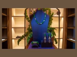 جواهر القاسمي تشهد إطلاق مجموعة "قلب كريم" بهدف مساعدة اللاجئين والمحتاجين في العالم