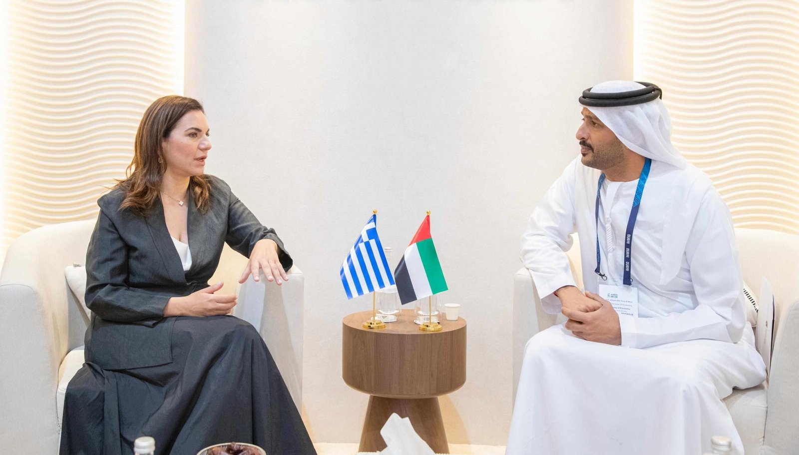  تعاون إماراتي يوناني