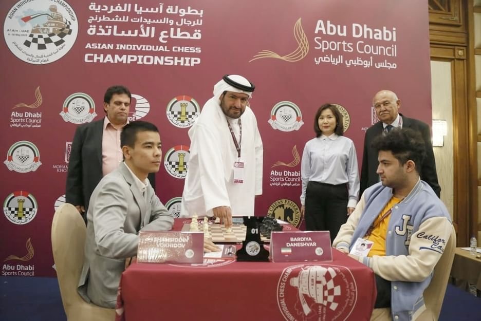سالم عبدالرحمن يصعد إلى "المركز الثاني" في "آسيوية الأساتذة" للشطرنج بالعين