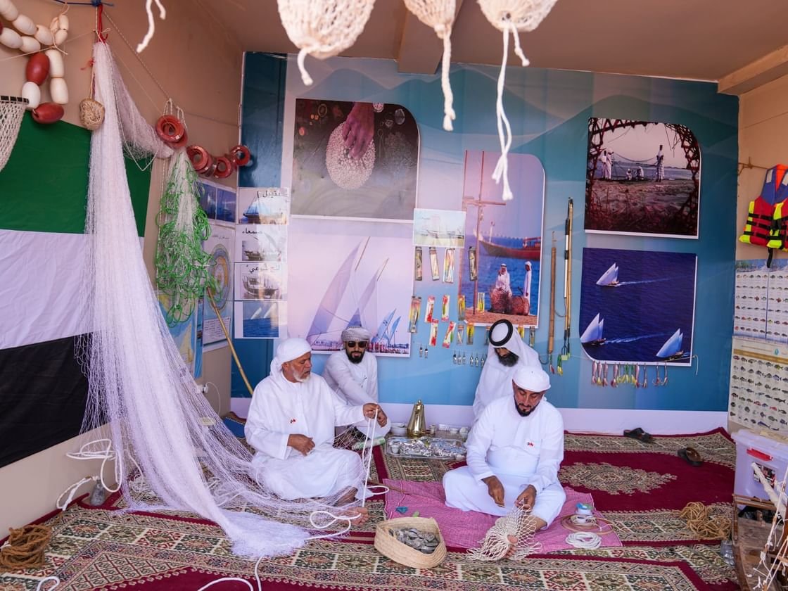 جناح الإمارات في طانطان.. فعاليات مجتمعية تنبض بالتراث 1 جناح الإمارات في طانطان.. فعاليات مجتمعية تنبض بالتراث