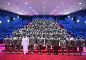 شرطة أبوظبي تحتفل بتخريج 170 منتسبًا من دورات التأهيل الشرطي