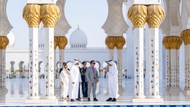 رئيس الإكوادور يزور جامع الشيخ زايد الكبير في أبوظبي