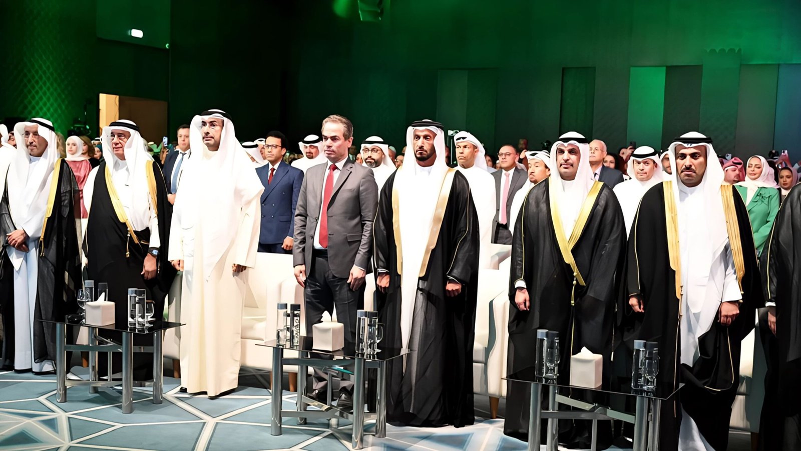 بمشاركة الإمارات.. وزير الإعلام الكويتي يفتتح النسخة الـ20 للملتقى الإعلامي العربي 1 بمشاركة الإمارات.. وزير الإعلام الكويتي يفتتح النسخة الـ20 للملتقى الإعلامي العربي
