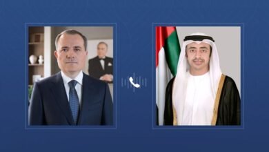 عبدالله بن زايد ووزير خارجية أذربيجان يبحثان هاتفيا تعزيز العلاقات الثنائية