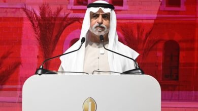 نهيان بن مبارك يحضر بأبوظبي حفل العشاء السنوي للجامعة الأميركية في بيروت