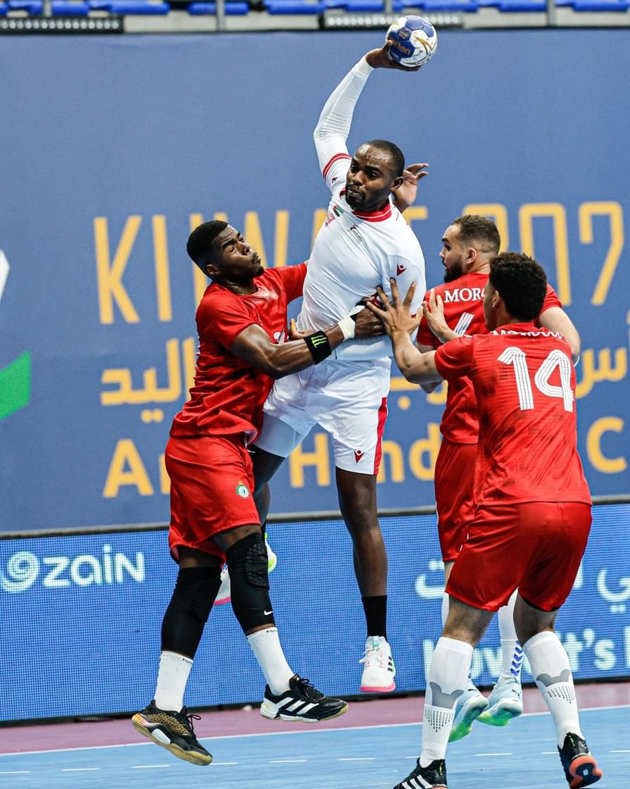 منتخب المغرب لكرة اليد يفوز على منتخبنا الوطني في كأس العرب بالكويت 1 منتخب المغرب لكرة اليد يفوز على منتخبنا الوطني في كأس العرب بالكويت