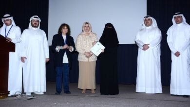 "تمكين" تكرم "دبي لرعاية النساء والأطفال" بجائزة "كفى" لمبادرتها الرائدة في العلاج النفسي بالحيوانات الأليفة