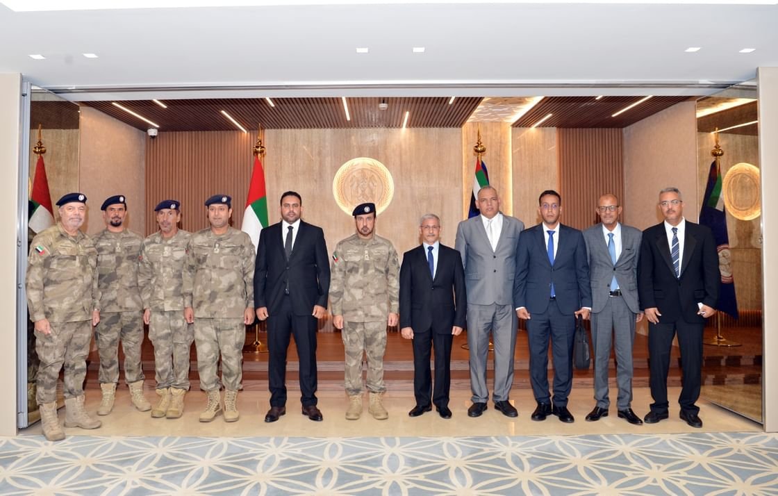 قائد عام شرطة أبوظبي يلتقي مدير عام الأمن الوطني الموريتاني 1 قائد عام شرطة أبوظبي يلتقي مدير عام الأمن الوطني الموريتاني