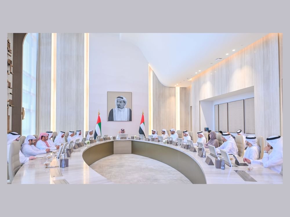 عمّار بن حميد يترأس اجتماع المجلس التنفيذي ويعتمد مبادرة "صيفنا متوازن" 1 عمّار بن حميد يترأس اجتماع المجلس التنفيذي ويعتمد مبادرة "صيفنا متوازن"