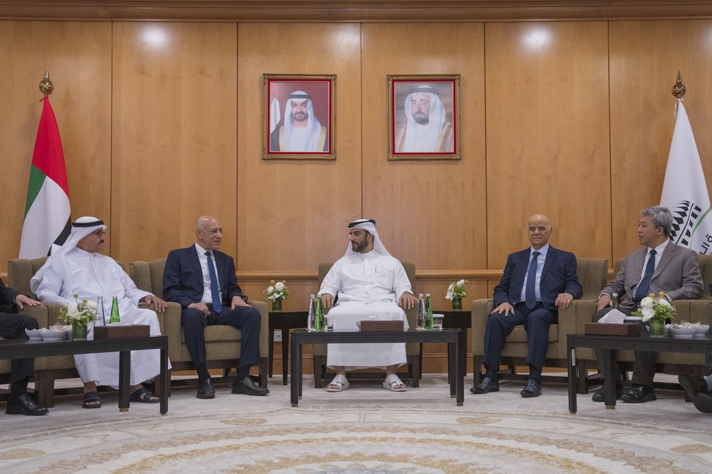 سلطان بن أحمد القاسمي يترأس اجتماع مجلس أمناء جامعة الشارقة 1 سلطان بن أحمد القاسمي