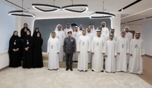 قائد عام شرطة أبوظبي يطلع على منظومة عمل مركز أبوظبي لإدارة المواد الخطرة