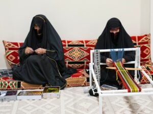 هيئة أبوظبي للتراث تطلق برنامج "حشمة وأناقة" احتفاءً بتراث المرأة الإماراتية
