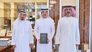حاكم عجمان وولي عهده يستقبلان محمد النعيمي بمناسبة حصوله على درجة الدكتوراه