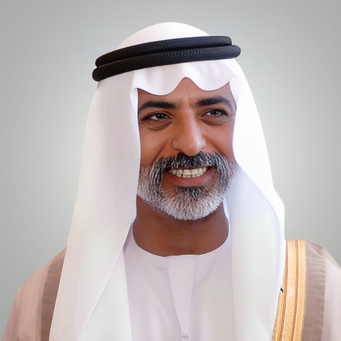 نهيان بن مبارك يعتمد برنامج "صيف صندوق الوطن" 1 نهيان بن مبارك