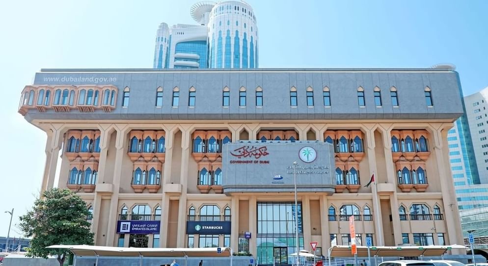 "أراضي دبي" تفتح باب التسجيل في برنامج "الوسيط الوطني" 1 "أراضي دبي" تفتح باب التسجيل في برنامج "الوسيط الوطني"